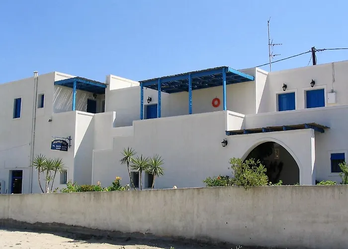 Manousos Pensión Adamantas (Milos)