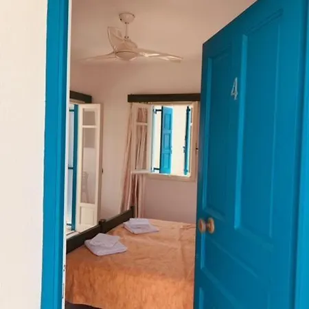 Manousos Guest house *