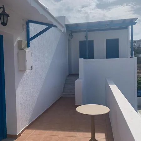 Guest house Manousos