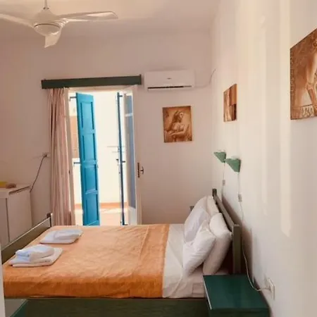 Guest house Manousos